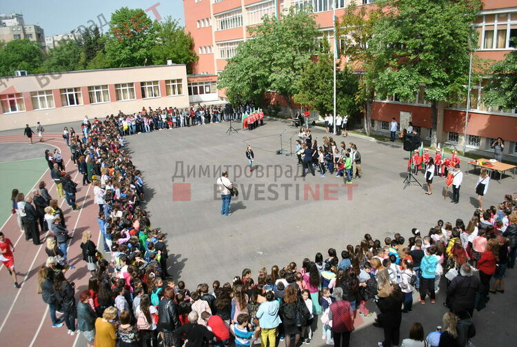 Няма да има карантиниран клас в димитровградското ОУ "Пенчо Славейков"