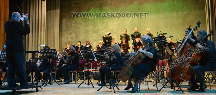 Хор „Родна песен“ прави дубъл със Симфониета-Враца, но като гостуващ състав