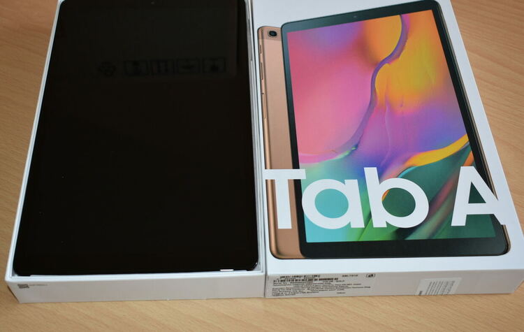 Асеновградски училища получиха мобилни устройства от МОН за нуждаещи се деца