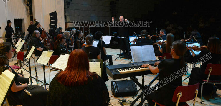 Хор „Родна песен“ прави дубъл със Симфониета-Враца, но като гостуващ състав