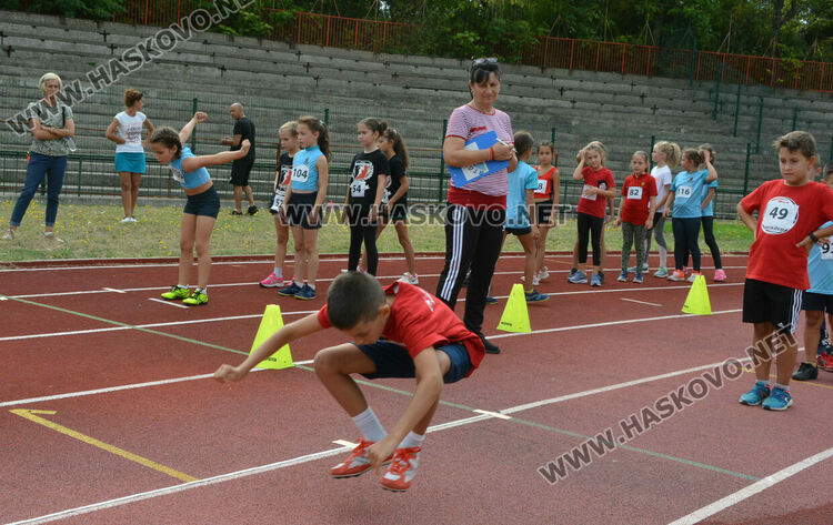 Над 120 деца се включиха в турнир по лека атлетика в Хасково