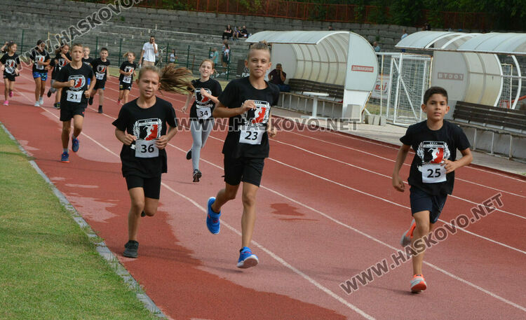 Над 120 деца се включиха в турнир по лека атлетика в Хасково