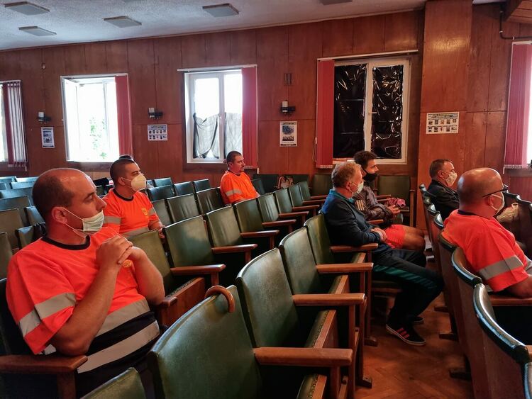 Наградиха с почетни грамоти доброволците ДФ "Асеневци" (снимки)