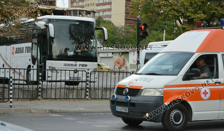 С нож намушкаха таксиметров шофьор в Хасково