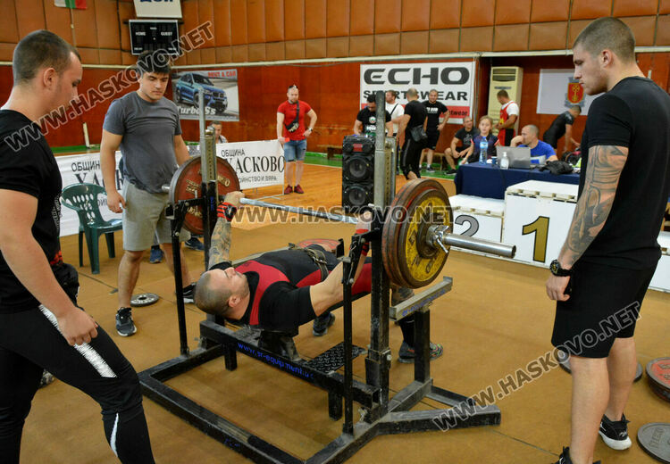 7 титли за хасковските трибойци от Държавното първенство в зала „Дружба“