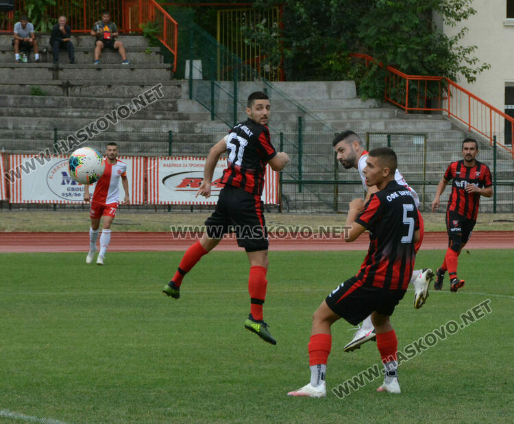 “Саяна Хасково” разби "Карнобат" след хеттрик