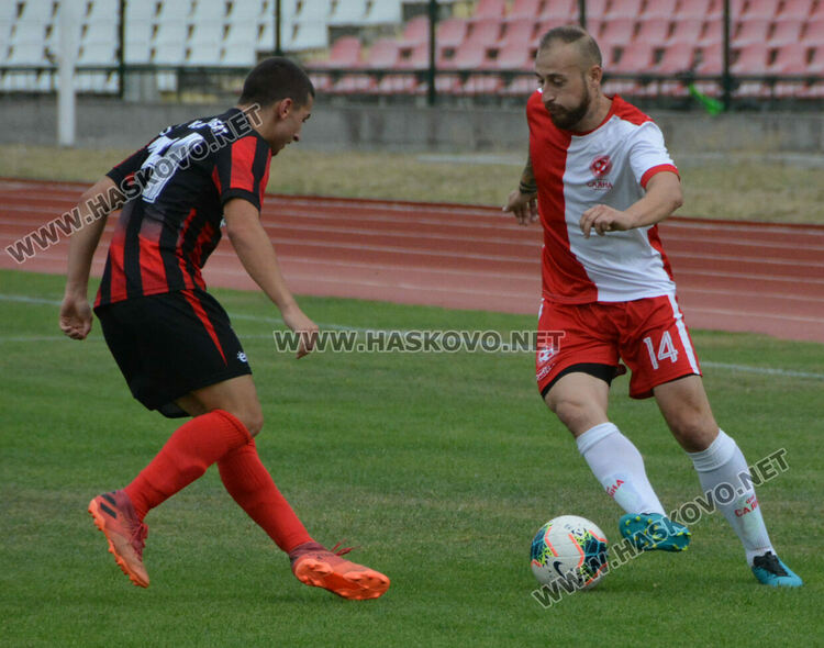 “Саяна Хасково” разби "Карнобат" след хеттрик