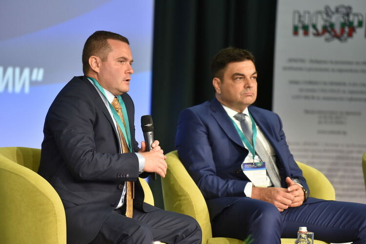 Иво Димов и кметове от страната обсъдиха "уникална възможност за България" за 836,5  млн. лв на икономически форум