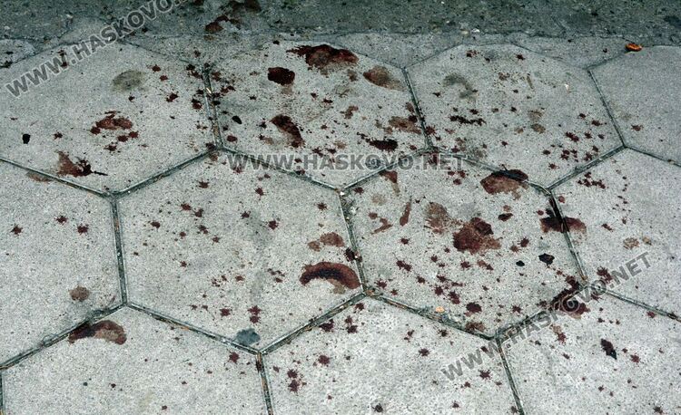 Познайник на полицията и 53-годишна са задържани за случая с намушкания таксиметров водач