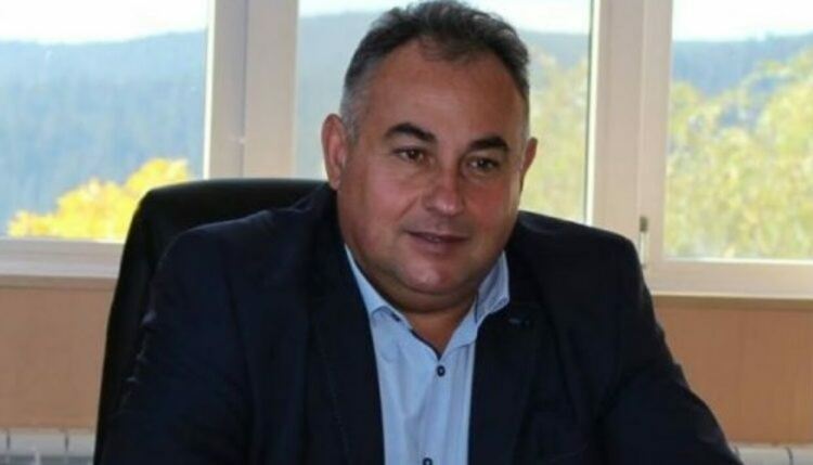 Антикорупционна комисия влезе в община Доспат. Кметът: Проверяват поръчка, която не е от мое време