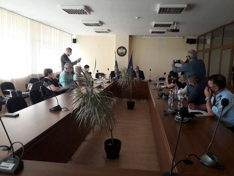 Наградиха РЗИ-Кърджали за добра ваксинационна кампания