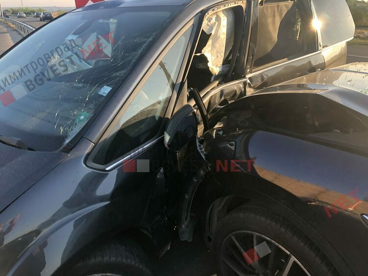 Катастрофа между Димитровград и Хасково, Мазерати нацели странично Форд