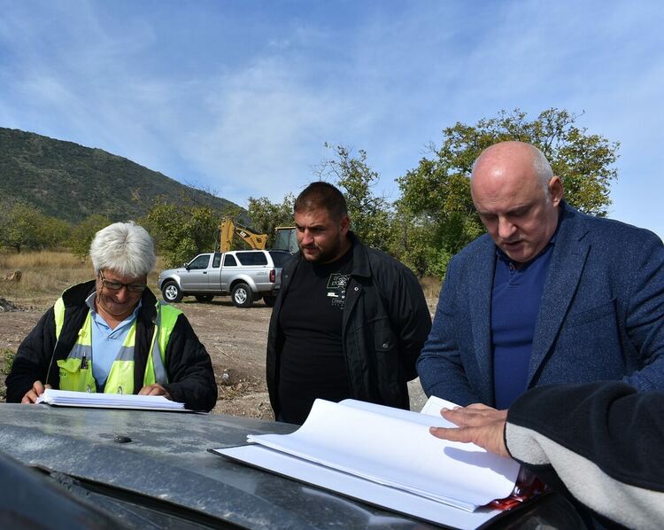  Пътят Асеновград - Червен - отворен за почивните дни, следващата седмица - пак затваряне 