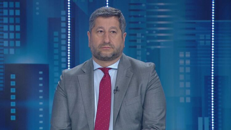 Нова среща на ДБ с Петков и Василев