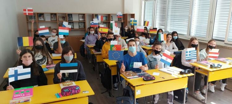 Eзикова гимназия „Христо Ботев” отново отбеляза Европейския ден на езиците