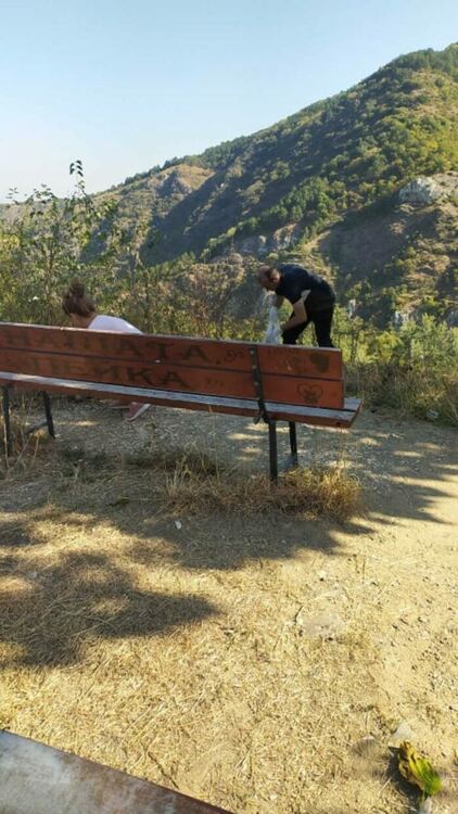 Почистиха района около Асеновата крепост за Световния ден на туризма 