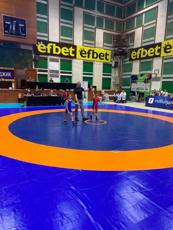 Деца от спортен клуб "Димитър Кумчев" - Асеновград - шампиони на турнир по борба 