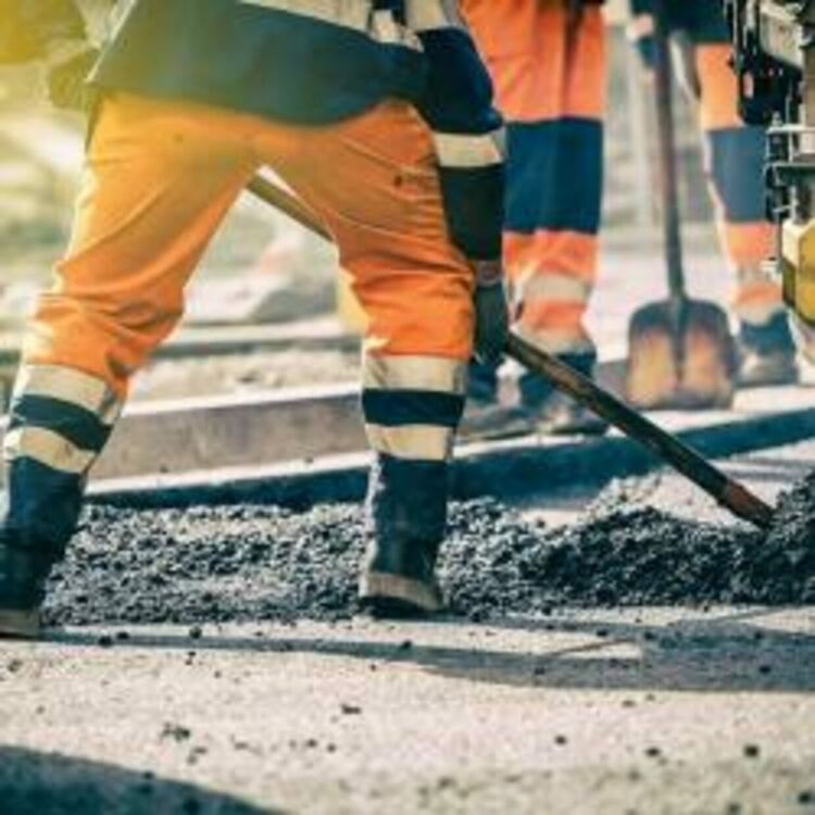 Ремонт променя движението по част от автомагистрала „Струма“