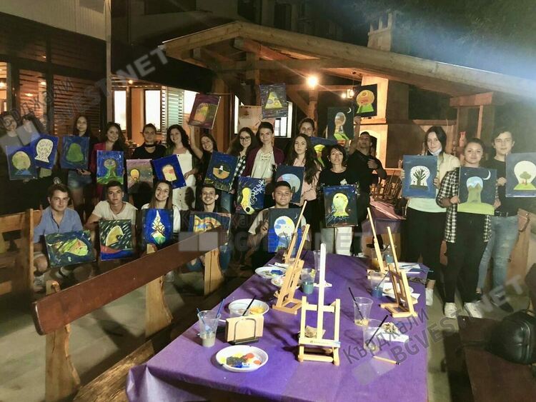 Трето арт-ателие  на сдружение "Омега"в Кърджали заедно с художничката Мая Мечева