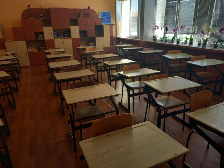 Кметът на Асеновград : Няма място за притеснение относно ремонта в ОУ "Ангел Кънчев"