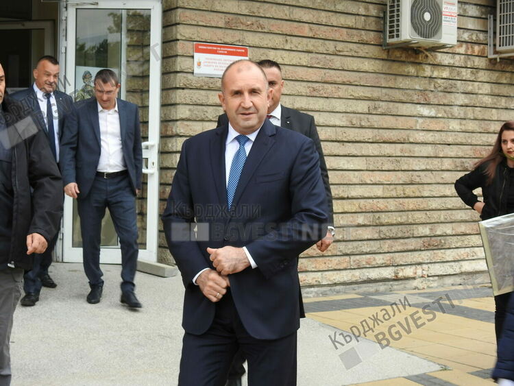 Румен Радев