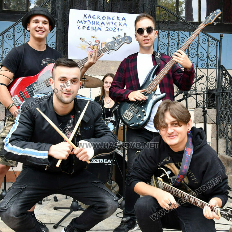 Таланти от различни поколения на „Хасковска музикантска среща 2021“