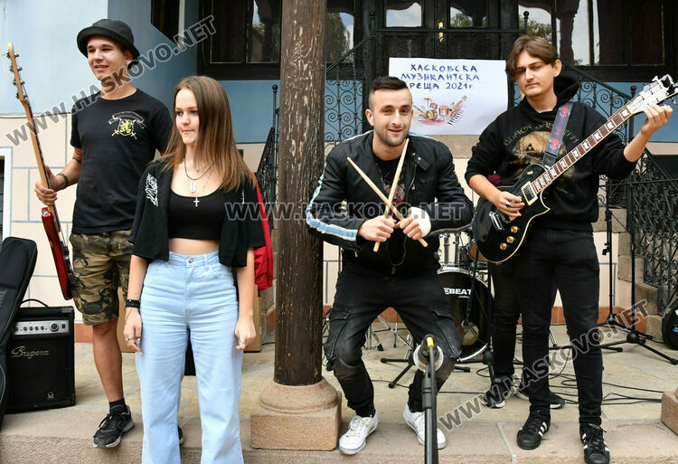 Таланти от различни поколения на „Хасковска музикантска среща 2021“