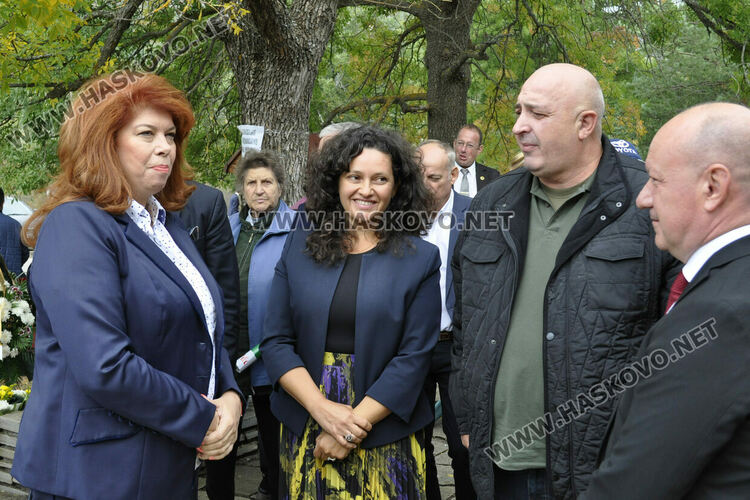 Премиер и вицепрезидент на тракийското поклонение в Маджарово