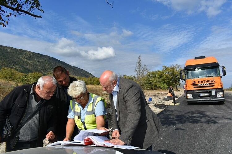 Пътят Асеновград - Червен вече е отворен за движение 