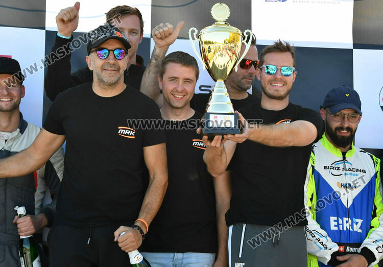 Българи са в призовата тройка на 24-часовото състезание на картинг пистата в Хасково