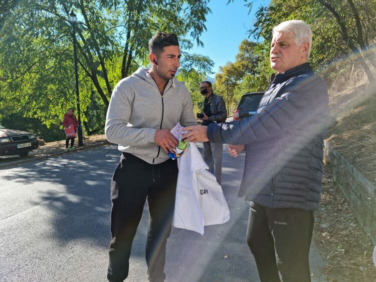 Близо 100 ентусиасти се включиха в Световния ден на ходенето в Асеновград 