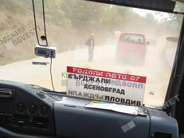 Хаос с автобусите до Пловдив, шофьорите избират маршрута чрез жребий