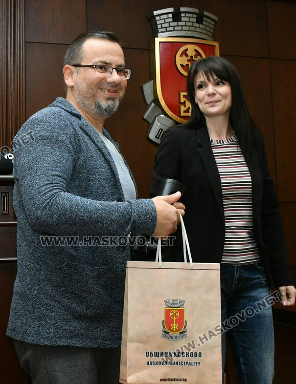 Наградиха победителите във фотоконкурса „Аз обичам Хасково“ – Ваканция 2021