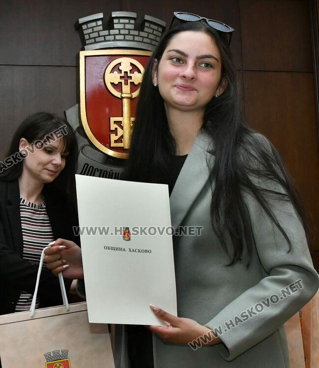 Наградиха победителите във фотоконкурса „Аз обичам Хасково“ – Ваканция 2021