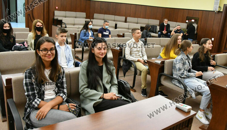 Наградиха победителите във фотоконкурса „Аз обичам Хасково“ – Ваканция 2021