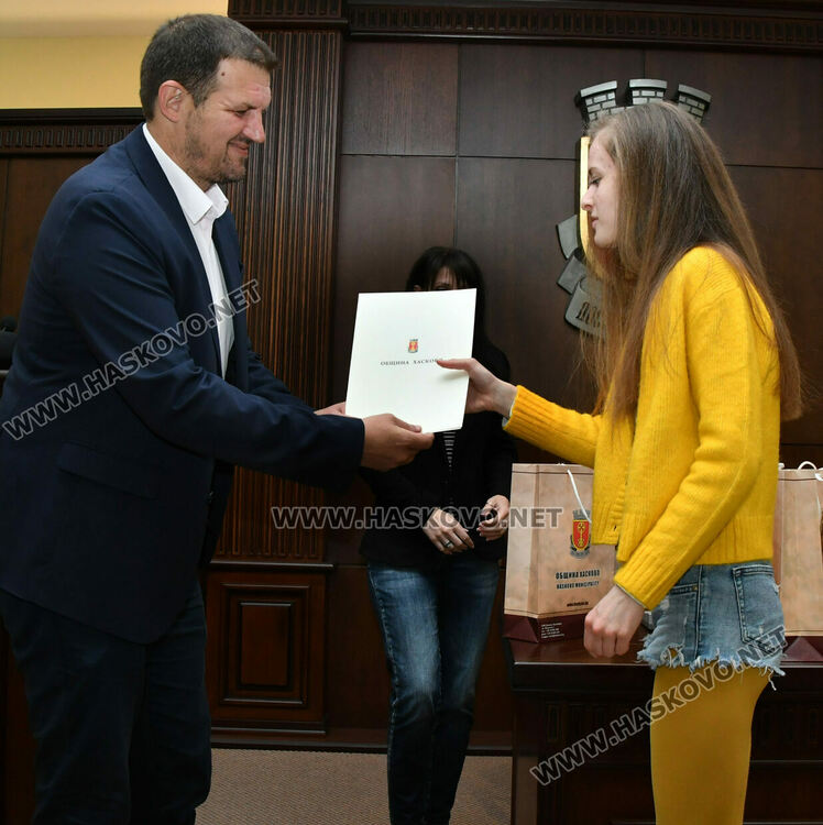 Наградиха победителите във фотоконкурса „Аз обичам Хасково“ – Ваканция 2021