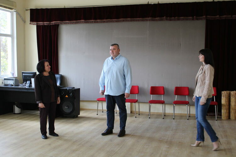 Ремонтираха читалище „Пейо Яворов“ и покрива на библиотеката и музея в Хасково 