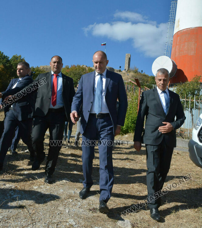 Президентът Радев от в.Шейновец: Винаги съм отстоявал националните интереси