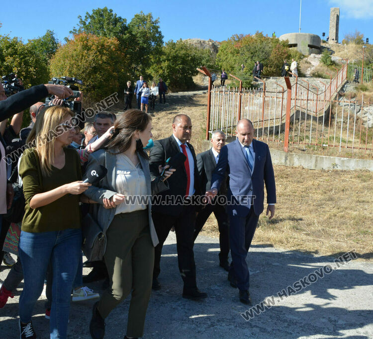 Президентът Радев от в.Шейновец: Винаги съм отстоявал националните интереси