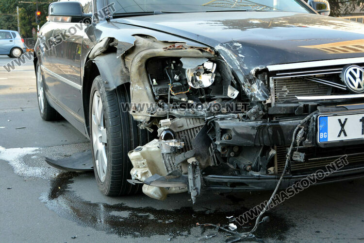 Дете пострада при катастрофа в Хасково