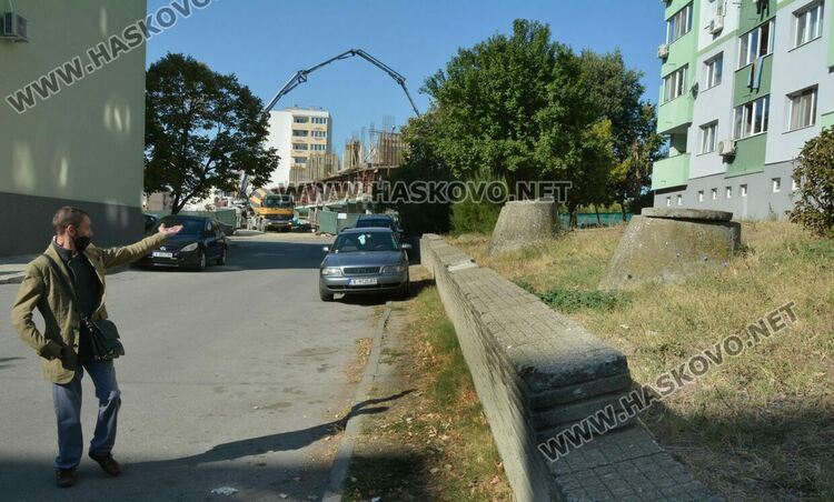 Хасковлии: Наклонена стена може да рухне в „Бадема“. Обезопасяват я