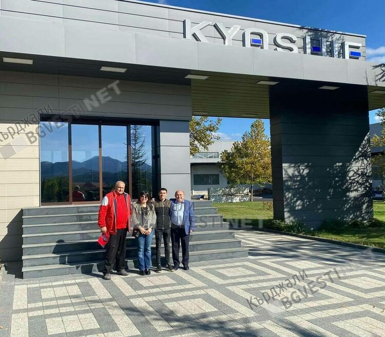 Инж.Кяшиф Кяшиф поема  разходите на боксовата ни звезда Ергюнал Сабри на световното първенство в Белград