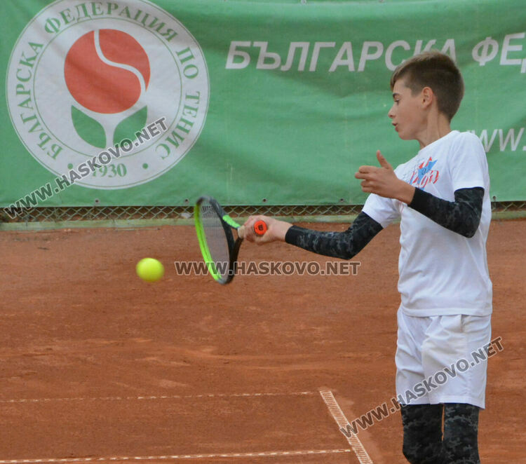 Димитър Кисимов и Брияна Иванова триумфираха на Държавното по тенис в Хасково