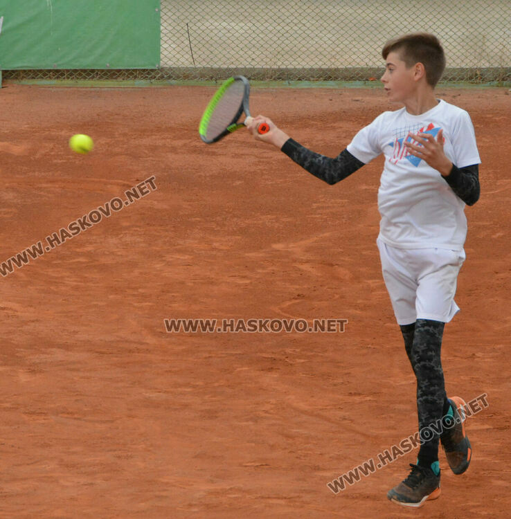 Димитър Кисимов и Брияна Иванова триумфираха на Държавното по тенис в Хасково