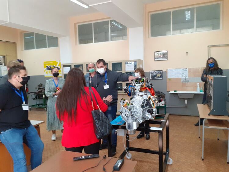 Гимназията по транспорт в Хасково с проект с екологична насоченост