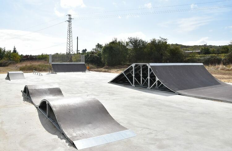 Харманли има нова площадка за скейтборд