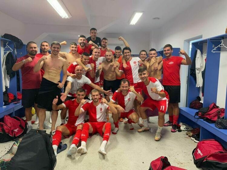 „Саяна Хасково“ остава начело на футболната Трета югоизточна група след победа над „Левски“