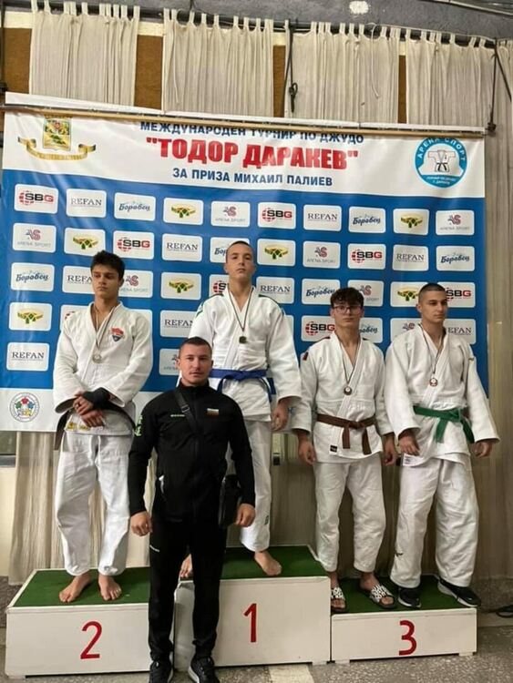 24 медала за джудистите на Хасково от международен турнир в Пловдив