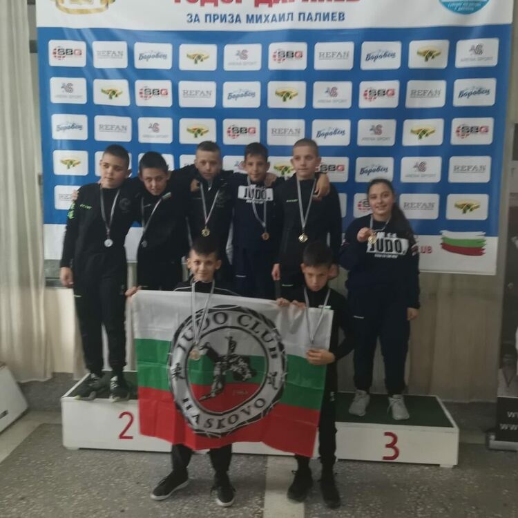24 медала за джудистите на Хасково от международен турнир в Пловдив