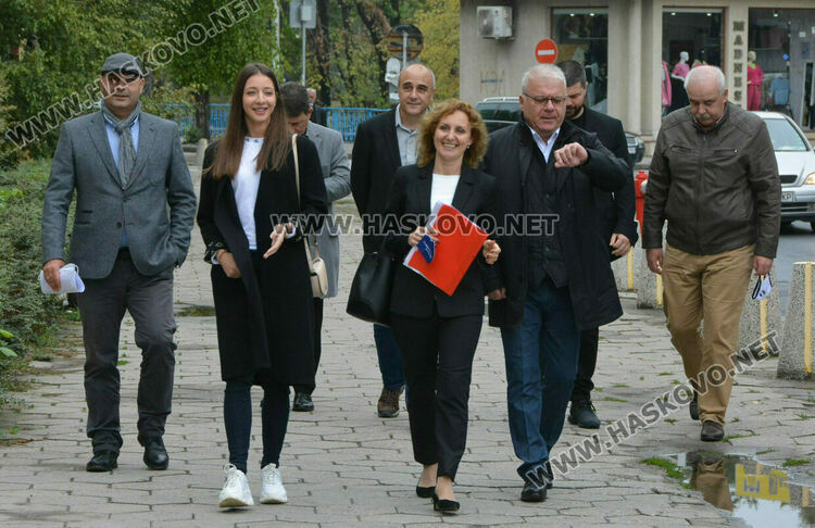 Коалиция "Демократична България" регистрира своята листа за хасковски регион